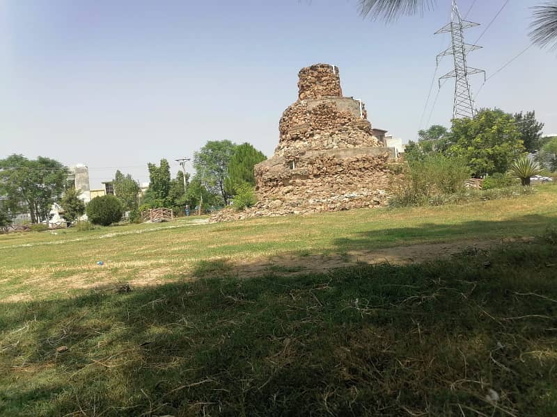 8 Marla Plot for sale Sunface Overseas Block Phase 2 Green Acres Mardan 18