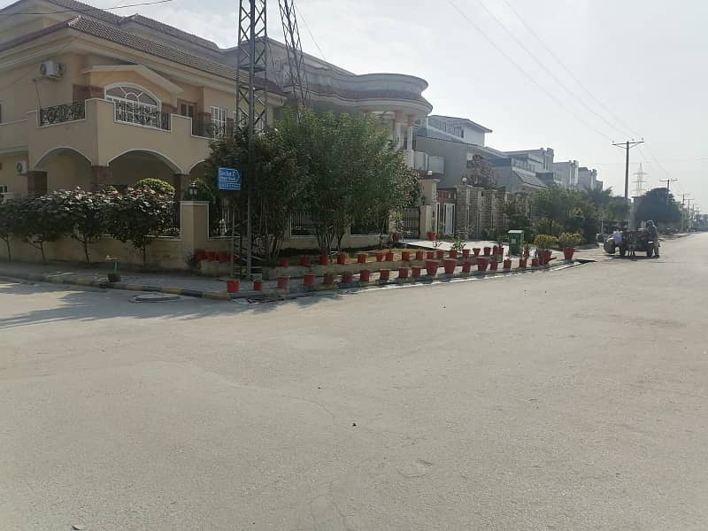 8 Marla Plot for sale Sunface Overseas Block Phase 2 Green Acres Mardan 22