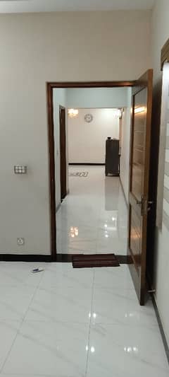 FOR RENT UPPER PORTION 9 MARLA TILE WOOD WORK MILITARY ACCOUNT SOCIETY MAIN COLLEGE ROAD NEAR EDEN CHOWK LAHORE 0