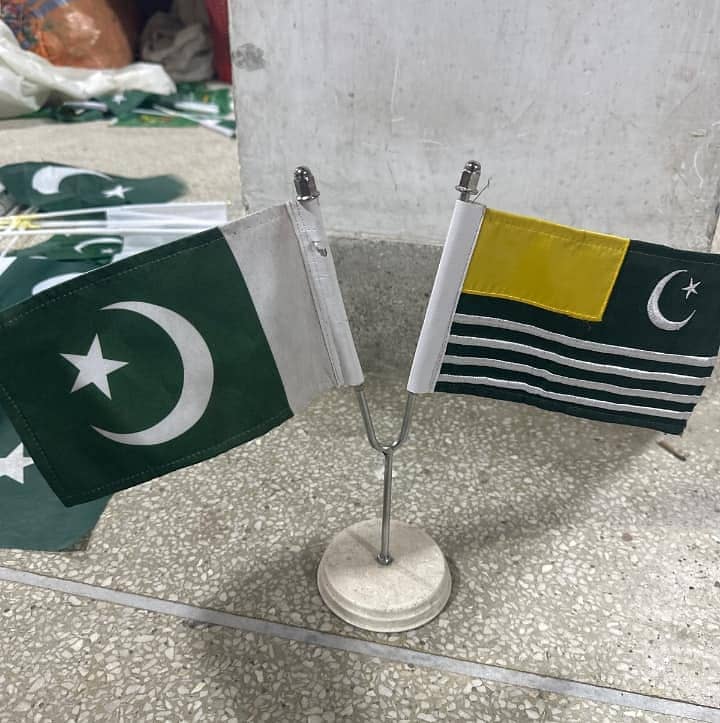 AJK Flag Outdoor & Indoor Flag & Pole for Executive and Table Flag , 18