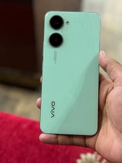 vivo y03 4/64 2 months used complete box