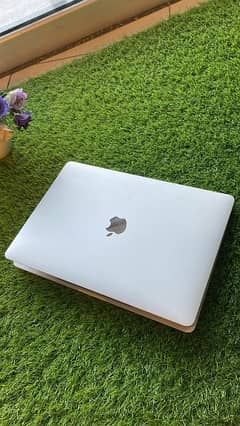 Apple MacBook pro M2 Max 14 inch With Apple care plus