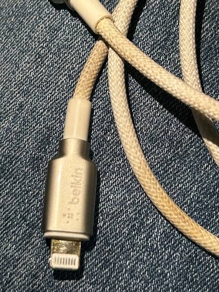 Belkin C to lightning Iphone Cable MFI certified 0