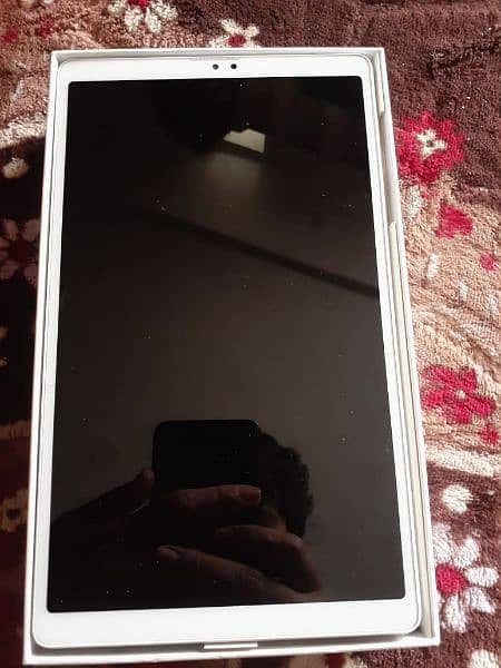 Samsung tab A only back have 2dent 4