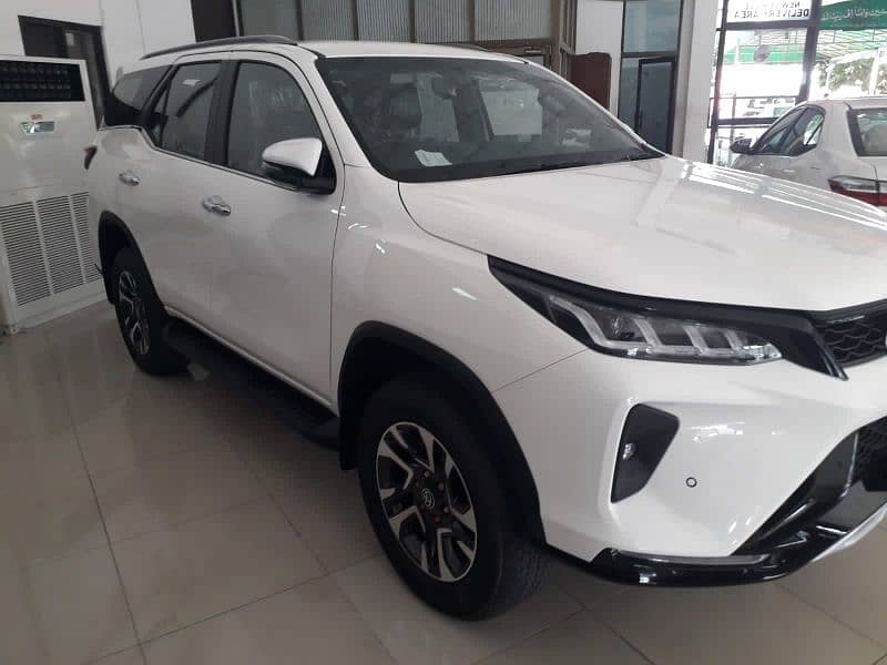 Toyota Fortuner Legender 2024 2