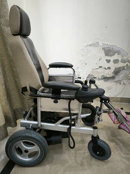 Powerful Electric wheelchair for sale 7