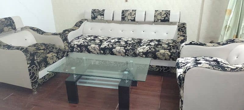 sofa & table 3