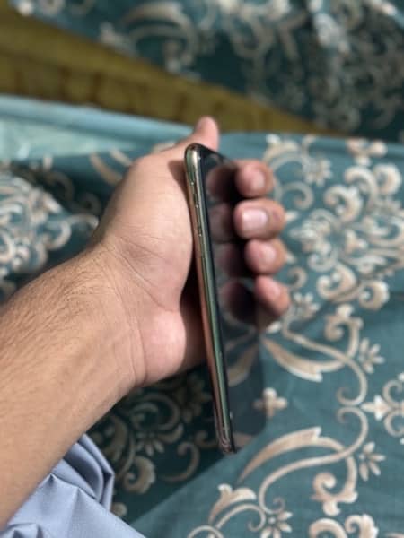 Iphone xs pta approved 0