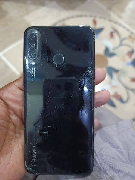 huawei p30 light 4/128 all is ok no one fault 1