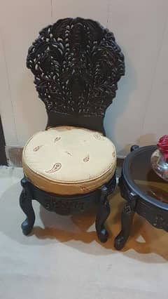 Chinnioti Chairs with table