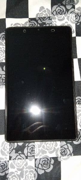 TCL Tablet New Condition 8 inches 1