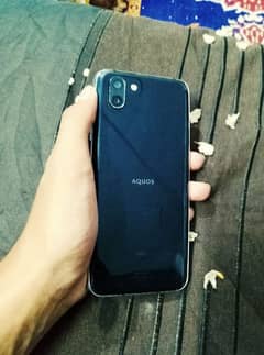 Sharp Aquos r2 For Sell Non Pta