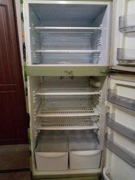 cheap used refrigerator 2