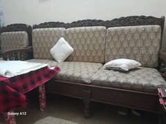 5 sofa set for  sale  in good  condition