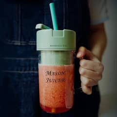 Portable Juicer Cup Blender with Straw ( Free COD all over pakistan )