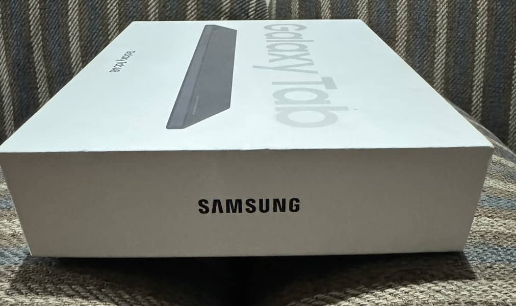 Brand New Samsung Galaxy A8 Tablet WIFI+CELLULAR FOR SALE *Box Pack* 2