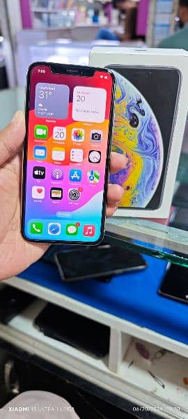 iPhone Xs 64gb White Silver 0