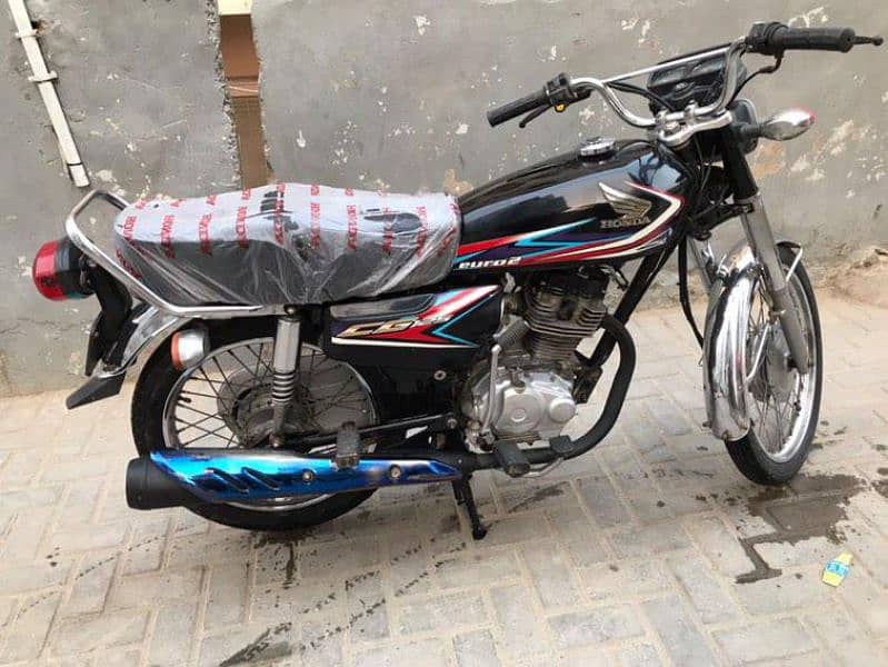 Honda 125 Larkana number 2019 6