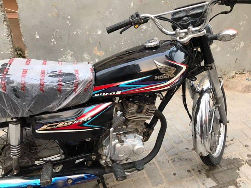 Honda 125 Larkana number 2019 7