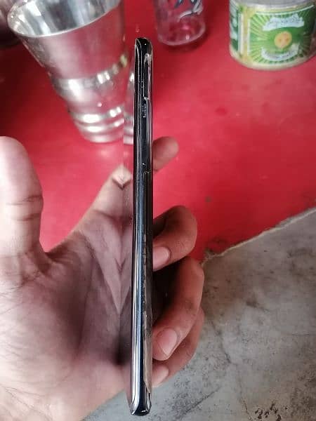 one plus 8  Rs70k 1