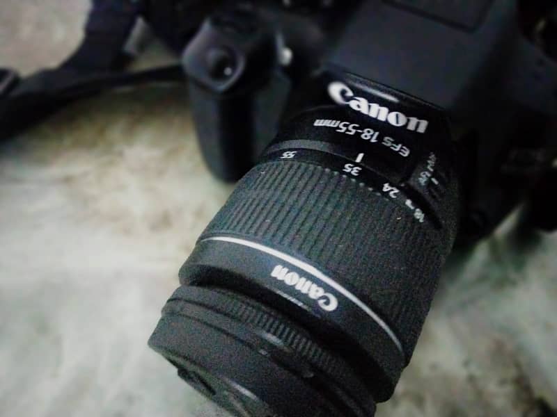 EOS1300D wifi dslr camer imported from dubai 2
