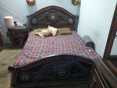 King Bed & 1 corner, Divieter and Dressing table.