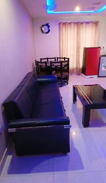 1 Bed Luxury Apartment for Rent on daily basis in Bahria town Lahore 6