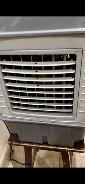 Compact Air Cooler (Almost New) with Electric Supply 1