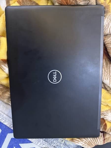 Dell Core i3 7th generation Laptop 5