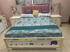 3 Piece bed set without mattress