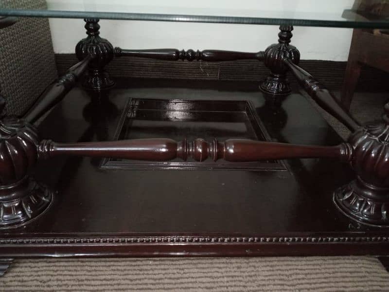 Center table with glass top for sale 3