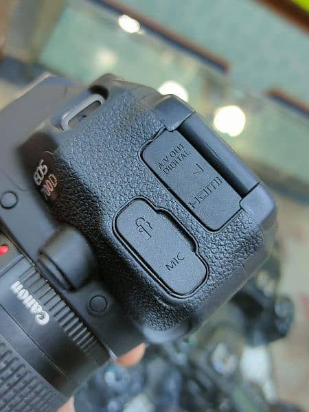 Canon 700D dslr camera 1