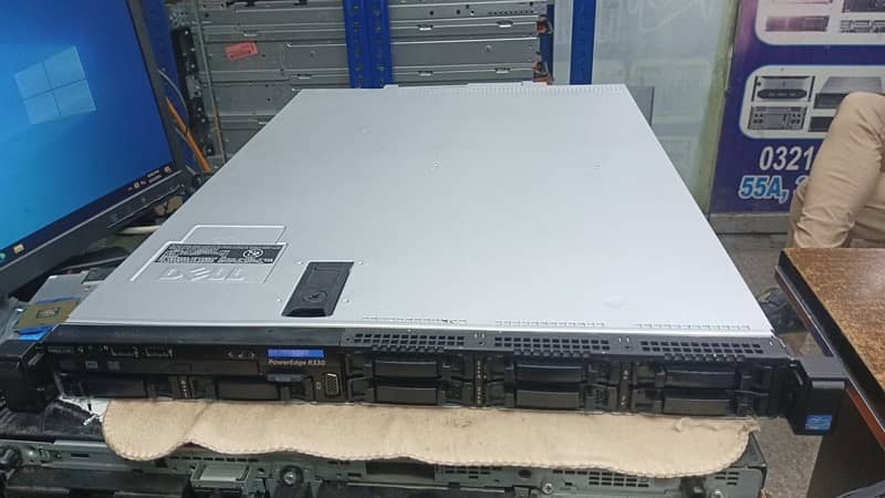 DELL POWER EDGE R330 1