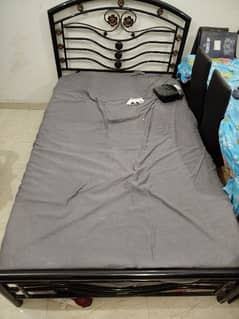 Iron rod single bed (4x6.5) with mattress