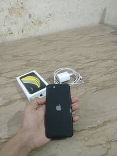 iphone (SE 2020) with box