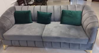 Wanted to sell sofa set 3 seater 2 seater and 2 chairs