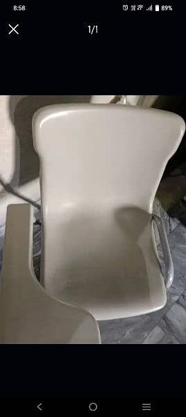 Citizen Top Quality Chairs.   4 chairs 0