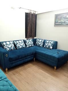 New L shaped Sofa with cushions