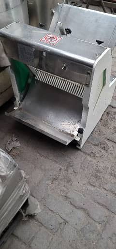 Bread cutter / Slicer