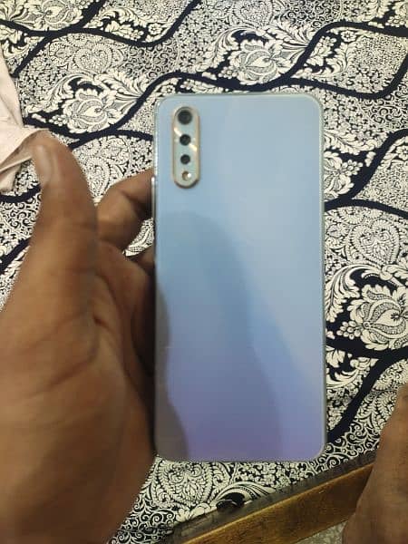 Vivo S1 3