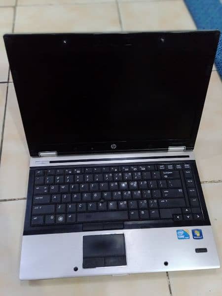 Hp EliteBook 8440p core I 5 1st Generation 4