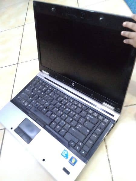 Hp EliteBook 8440p core I 5 1st Generation 5