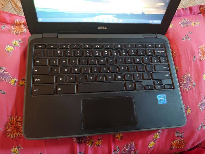 Dell Chromebook 4/16 gb contact number 03013219064 urgent Sale 2