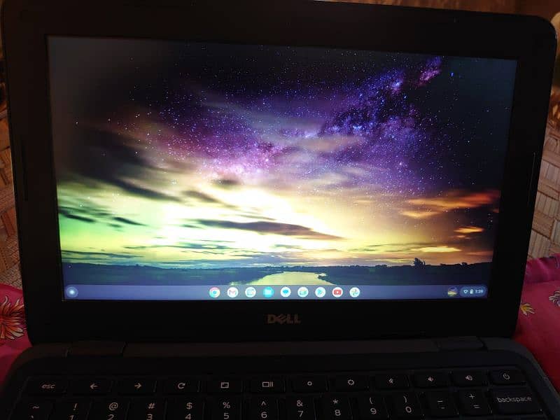 Dell Chromebook 4/16 gb contact number 03013219064 urgent Sale 5