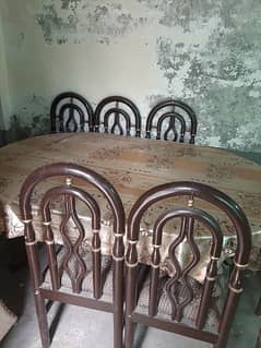Dining table with 6 chair very good condition like New