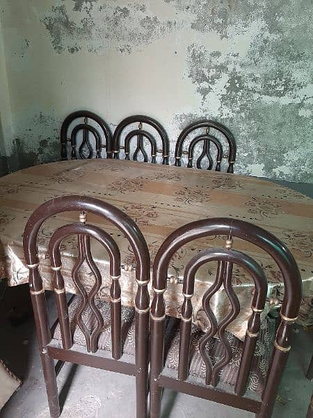 Dining table with 6 chair very good condition like New 0