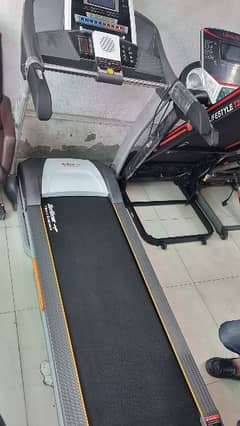 All gym equipments are available