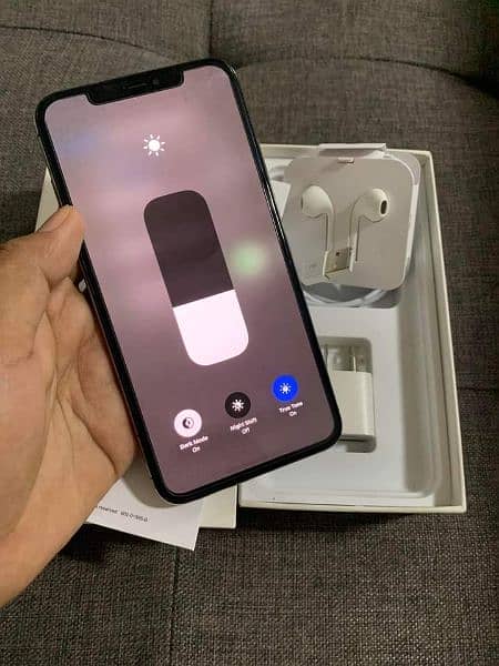 iphone xs max 256 GB memory PTA  approved my WhatsApp 0348=5925=120 1