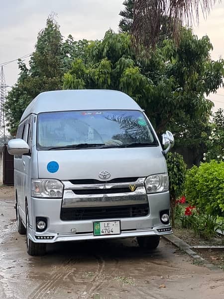 Toyota Hiace 200 K 7