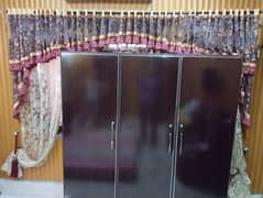 Curtain Frill mehroon and golden colour Full Large Size Good Condition